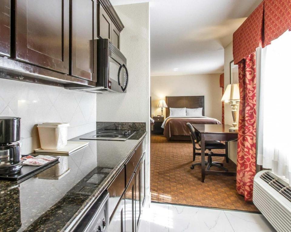 Comfort Inn & Suites Atoka Esterno foto