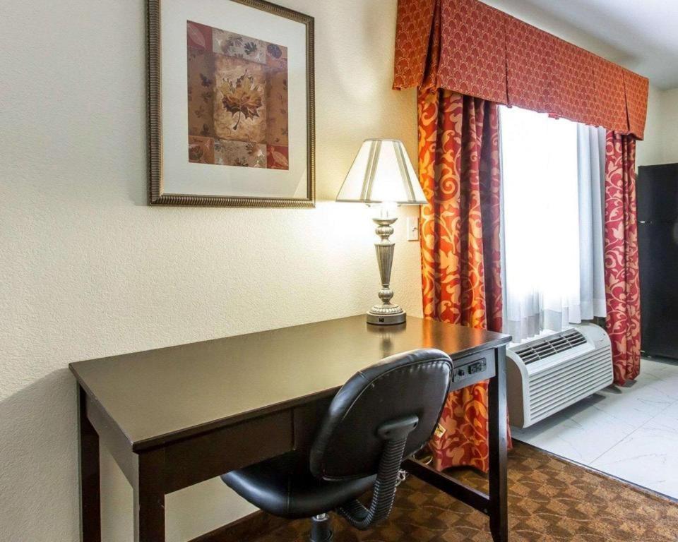 Comfort Inn & Suites Atoka Esterno foto