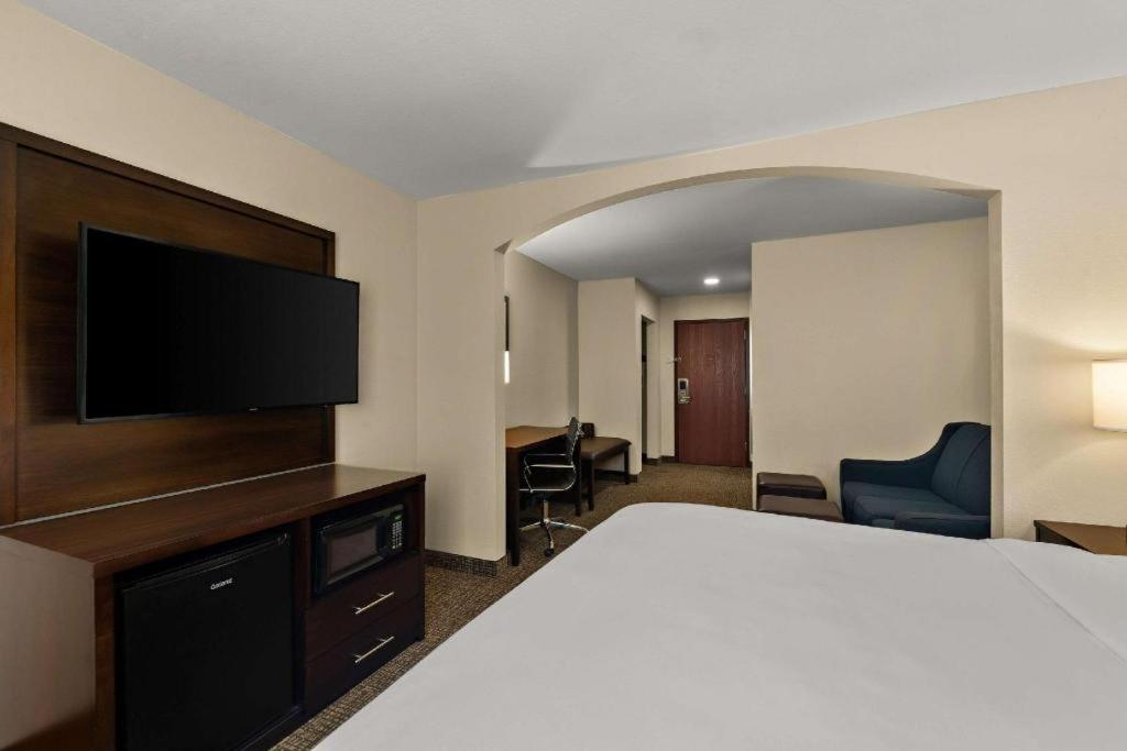 Comfort Inn & Suites Atoka Esterno foto
