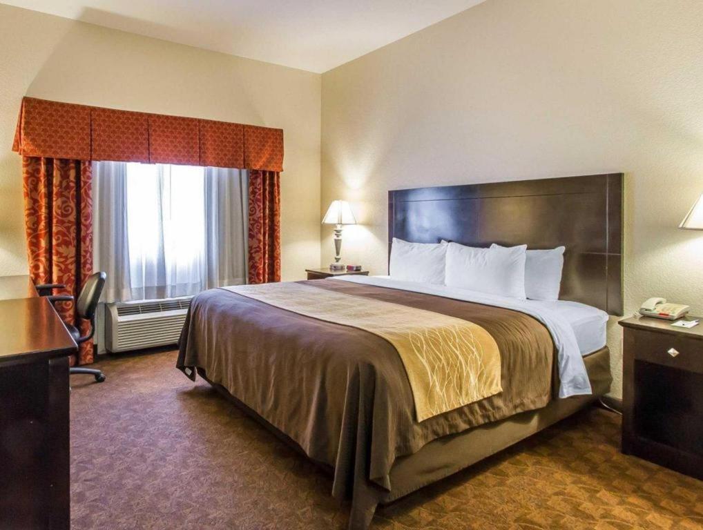 Comfort Inn & Suites Atoka Esterno foto